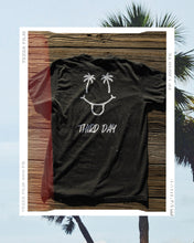 Load image into Gallery viewer, THIRD DAY SMILE TEE
